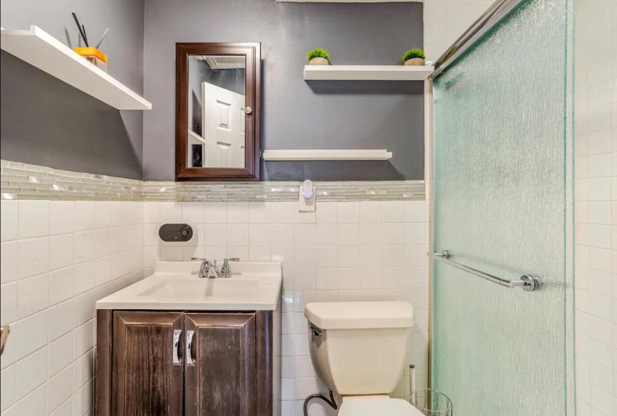 Brooklyn Spacious Space With Private Entrance, Bathroom, & Backyard - Full-Kitchen 纽约 外观 照片